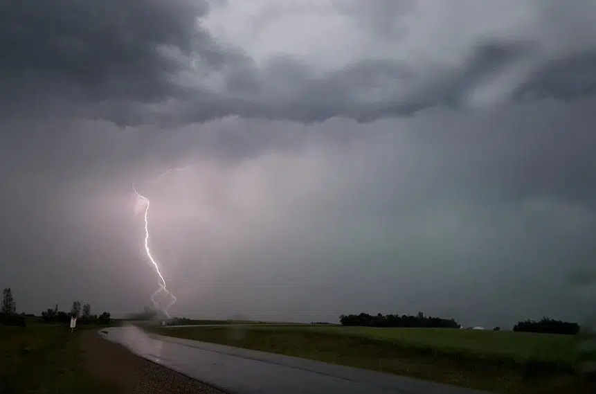Severe thunderstorm watches, warnings issued across Sask.