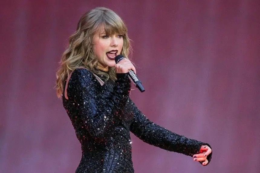Taylor Swift breaks political silence, backs Tennessee Dems