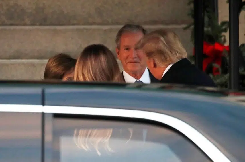 Crowds honour Bush for long service, from war to White House