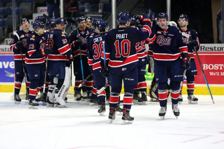 Pats snap 9-game losing streak with 2-1 win over Warriors