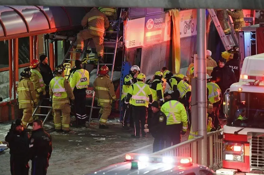 Several injuries in Ottawa bus crash, no immediate word of fatalities