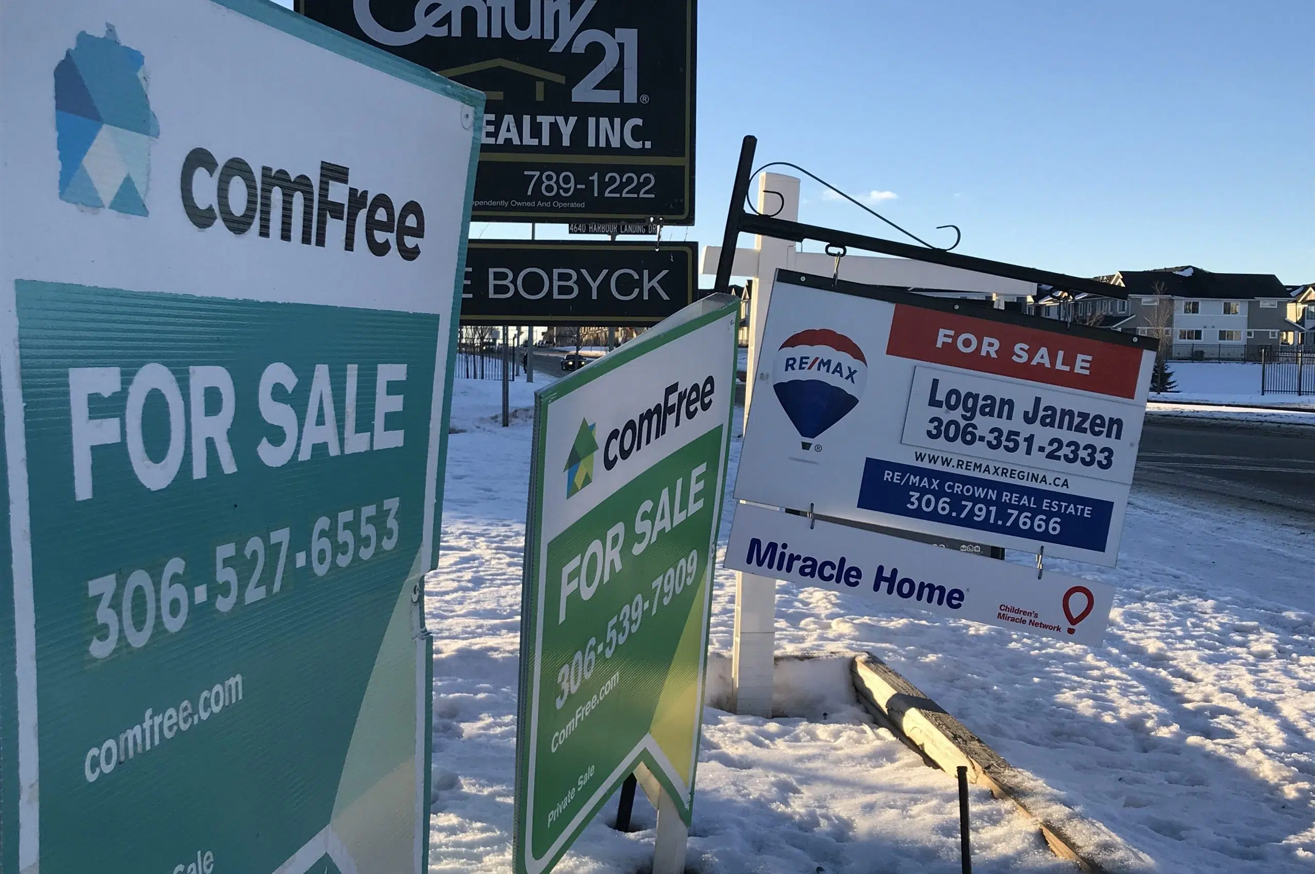 Sales see slight rise as Regina home prices continue trending down