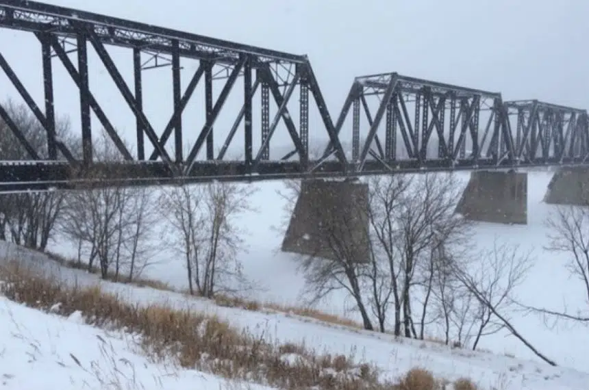 2 women rescued from ice under rail bridge in Prince Albert