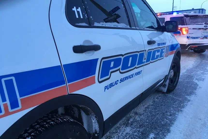 Regina police investigating after bank robbed