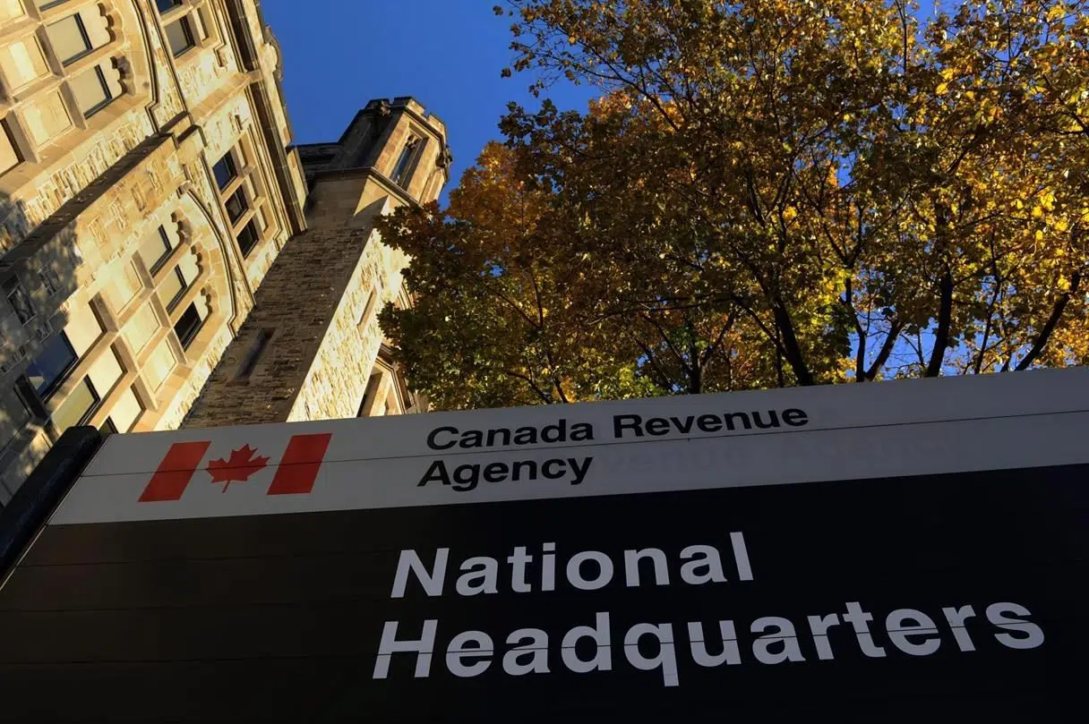 Canada Revenue Agency tax services back online after ‘hardware’ problems