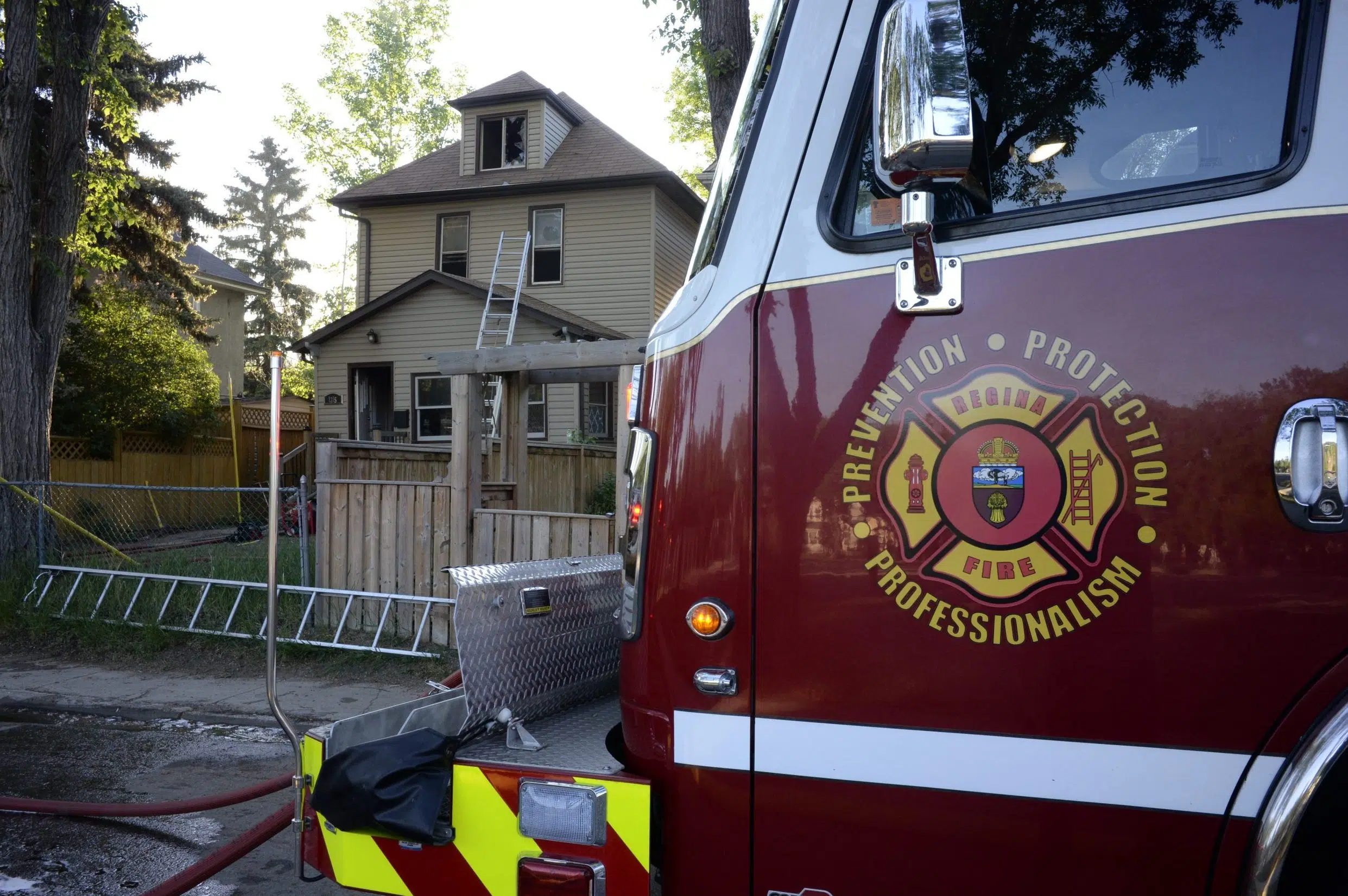 Regina firefighters called to house fire on Robinson Street