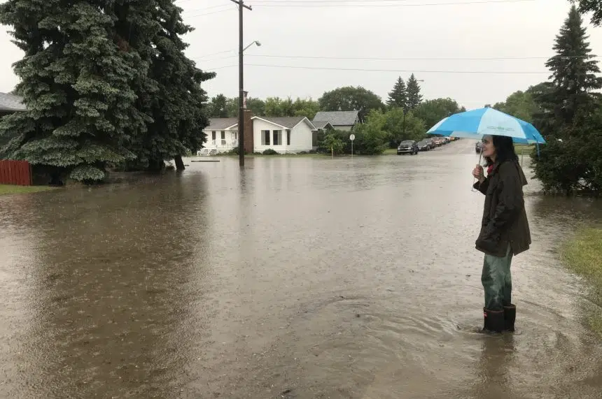 Heavy rain causes flash flooding in Swift Current