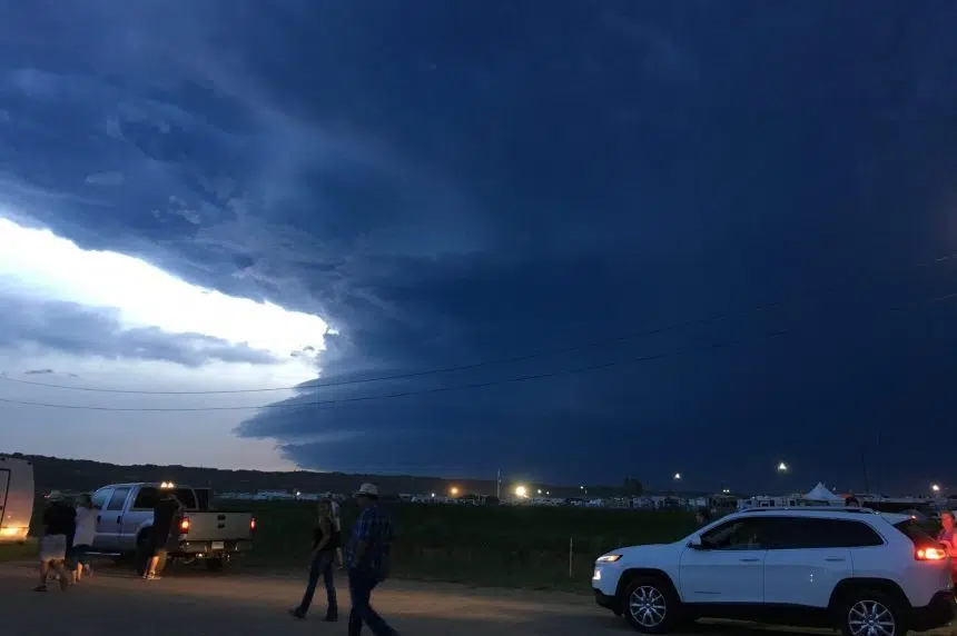 Country Thunder battered by severe thunderstorm