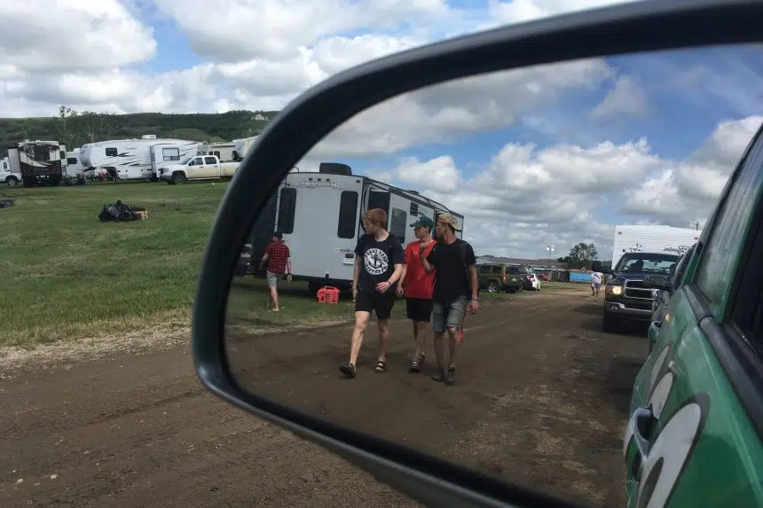 Moving out of the mud: Country Thunder wraps up