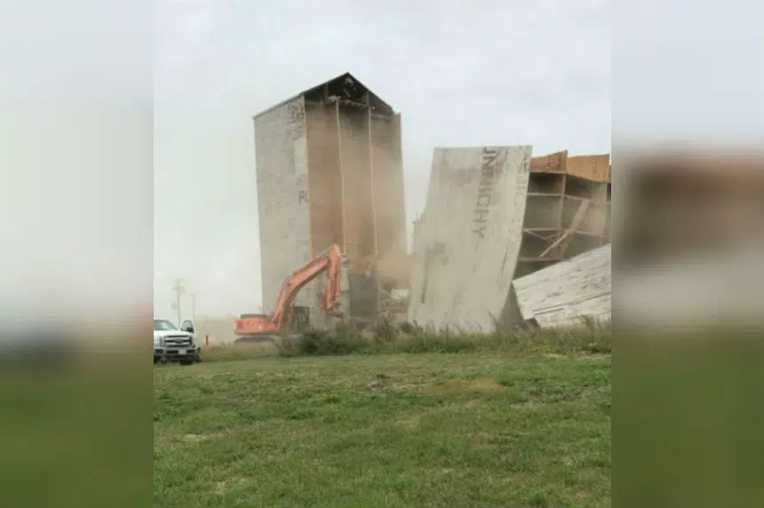 'The end of an era': Punnichy grain elevator is demolished