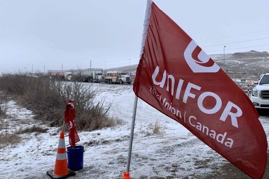 Man who appears in Unifor 'Meet the Scabs' video threatens lawsuit