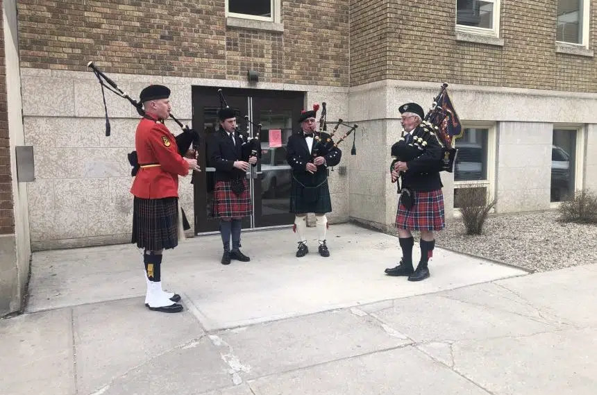Bagpipes played in honour of 75th anniversary of VE Day