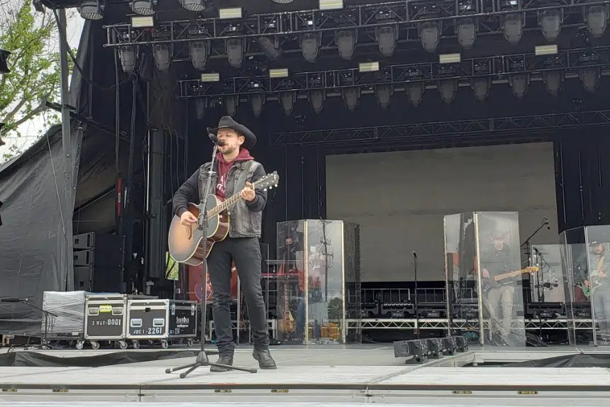 Brett Kissel brings live music back to Regina with drive-in shows