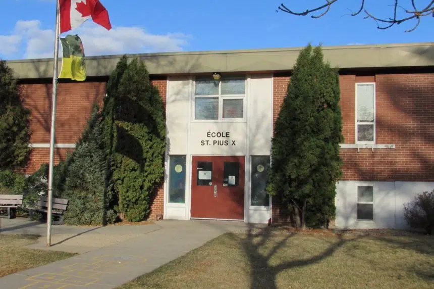 COVID case closes classroom at Regina's Ecole St. Pius X