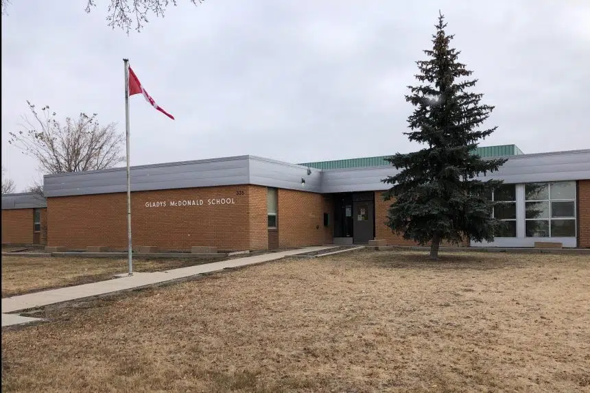 COVID cases confirmed at four Regina schools