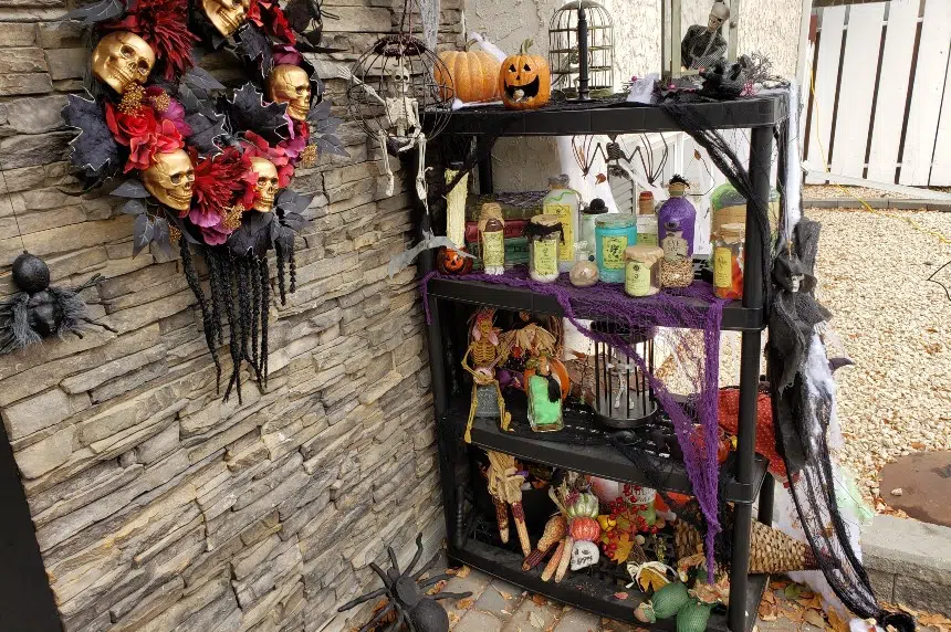 A look at spooky decorations in Regina