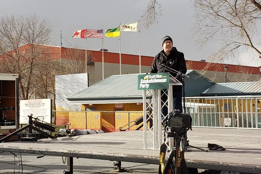 Sask. Party supporters fill parking lot for 'Big Honkin' Rally'