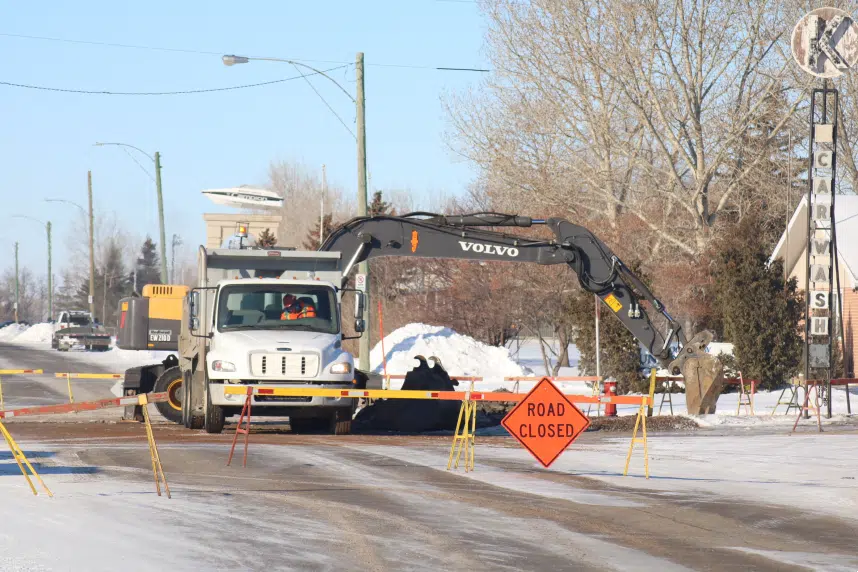 Water line break in Moose Jaw leaves hundreds of homes without water