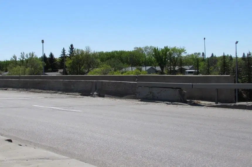 Demolition of Winnipeg Street overpass to start Friday