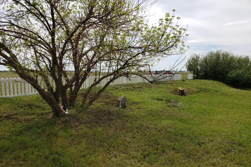 Caretakers pay respects at former Regina residential school site, cemetery