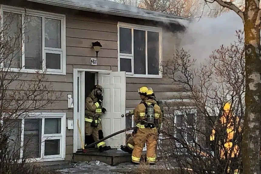 Fire hits fourplex in Regina