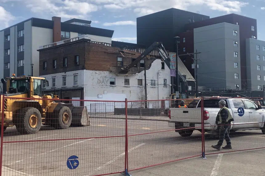 Former Continental Hotel meets the wrecking ball
