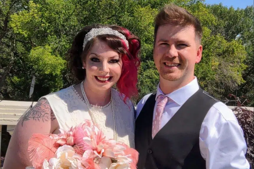 Alberta couple elopes to Moose Jaw for their 1920s-themed wedding
