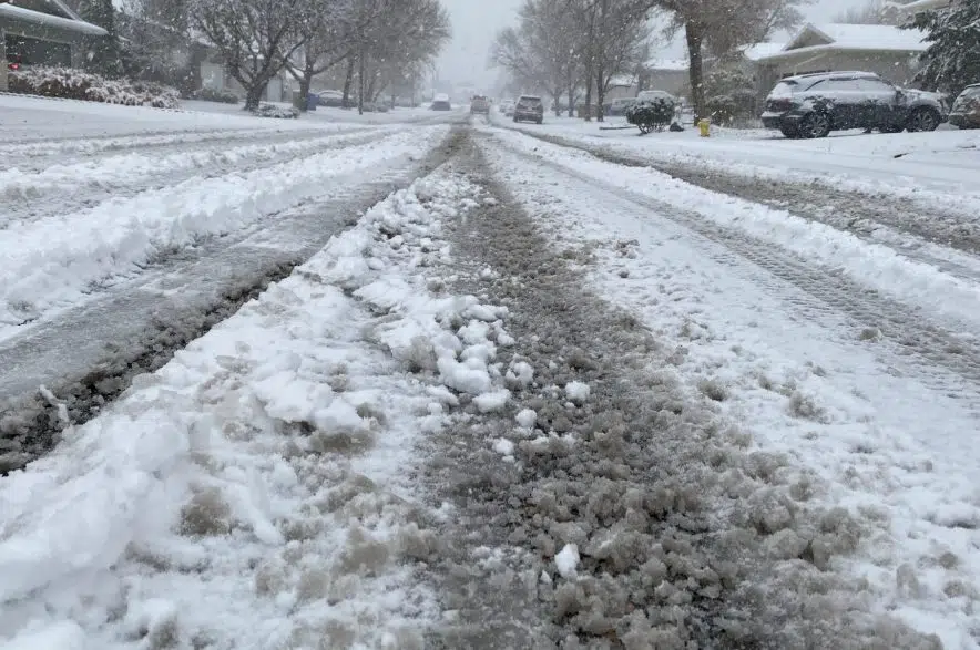 Early winter storm brings foot of snow to Moose Jaw