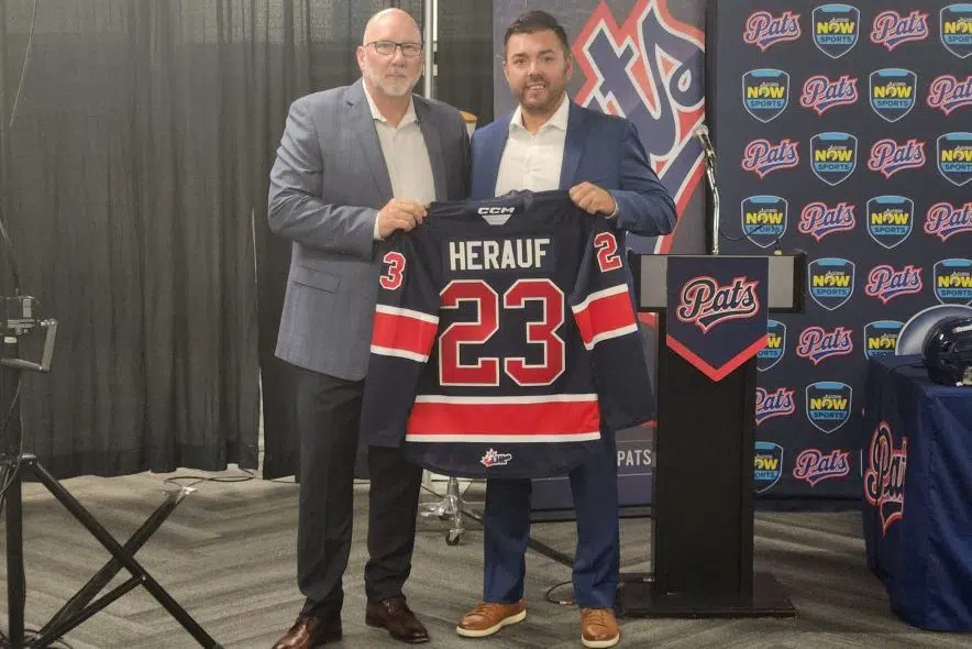 Movin' on up: Pats promote Herauf to head coach