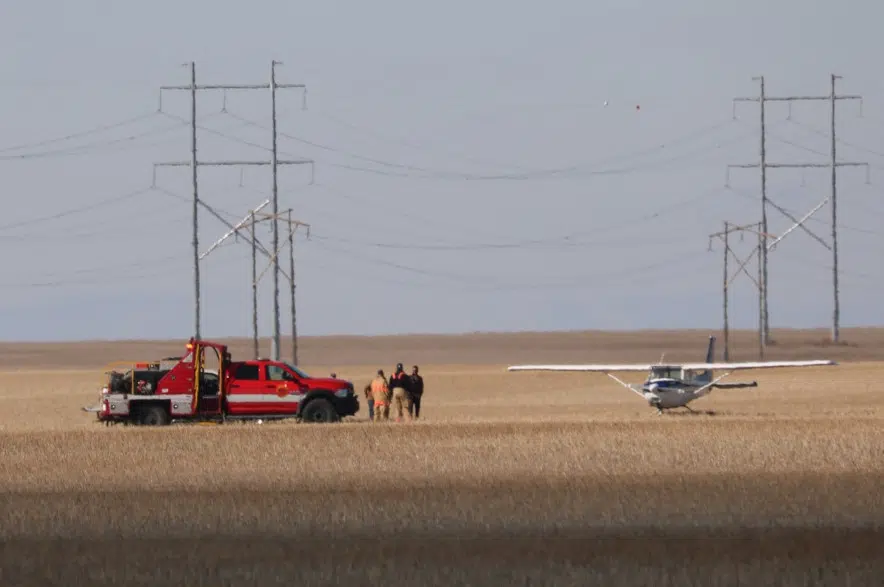 Plane makes emergency landing in farmer's field near Moose Jaw
