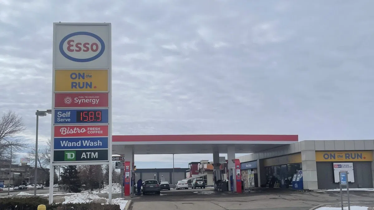 Sask People Feel The Pinch At The Pumps After Carbon Tax Hike 980 Cjme