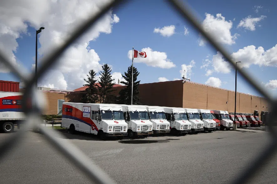 Outdated rules and mounting losses: Can anything be done to fix Canada Post?