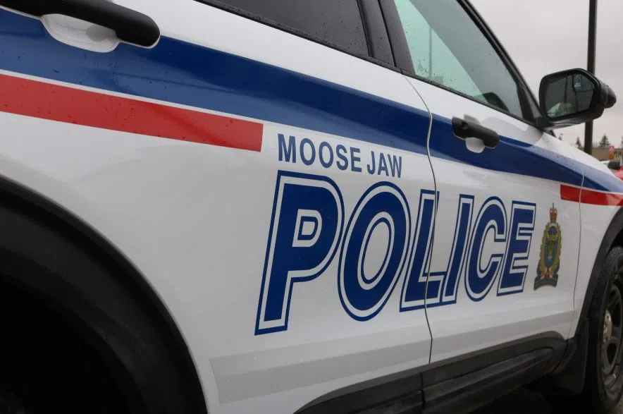 Moose Jaw Police find man dead underneath 9th Avenue bridge