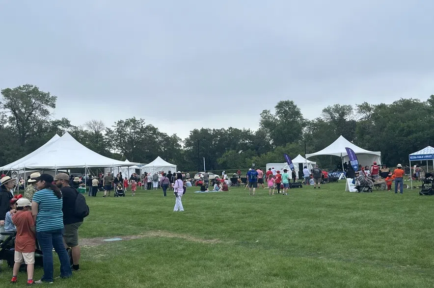 Thousands gather for Canada Day in Wascana Park