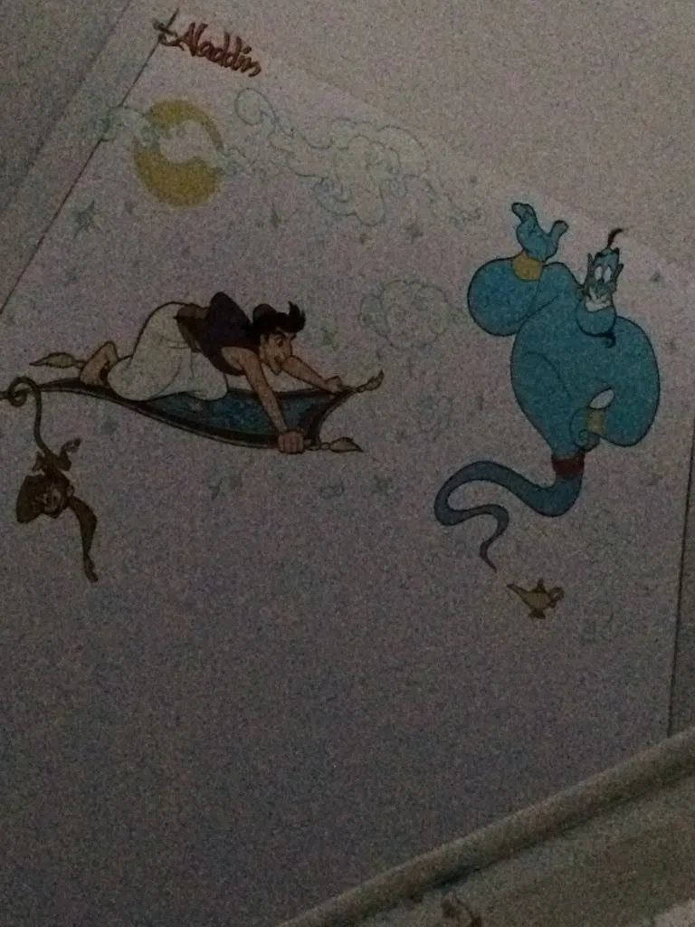 Custom-painted Aladdin mural in child’s bedroom