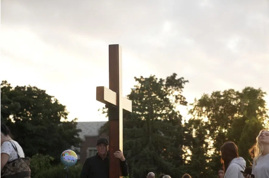 Minneapolis cross at shooting memorial