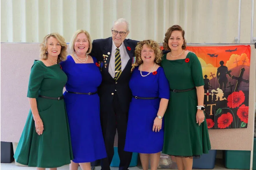 Nightingales quartet with Ossie Lakness