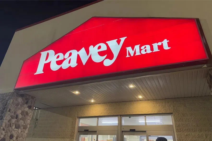 ‘It’s almost like a reunion’: Customers celebrate as Peavey Mart plans return to Saskatchewan