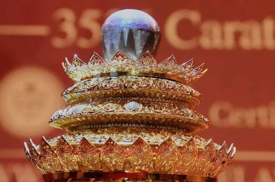 For sale: Rare purple star sapphire claimed to be the biggest of its kind