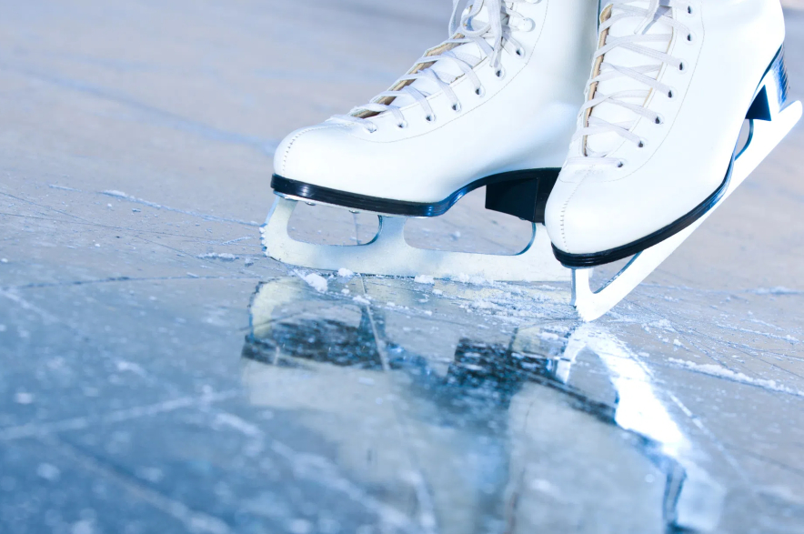Skates on ice.
