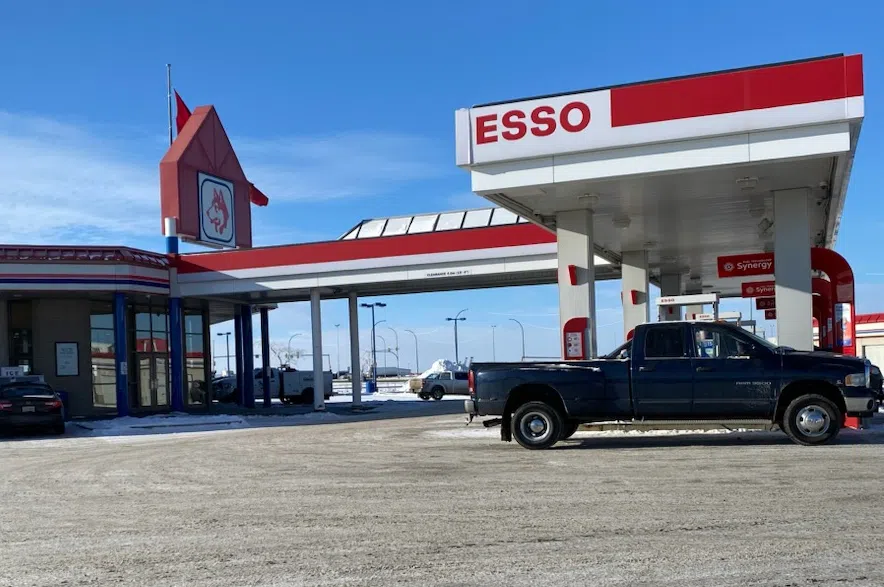 Saskatoon drivers fed up after fill-up mistake at gas station
