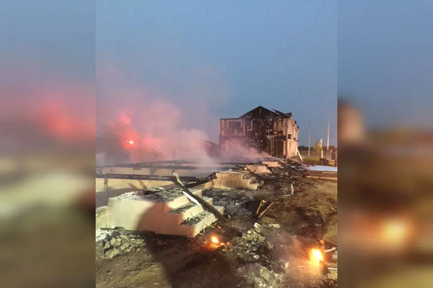 Fire destroys Martensville condo building