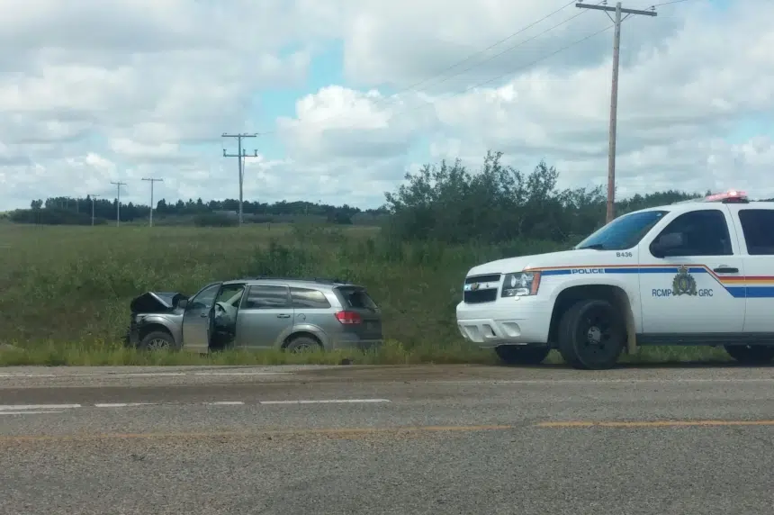 Multiple people sent to hospital after accident on Saskatoon's Valley Road