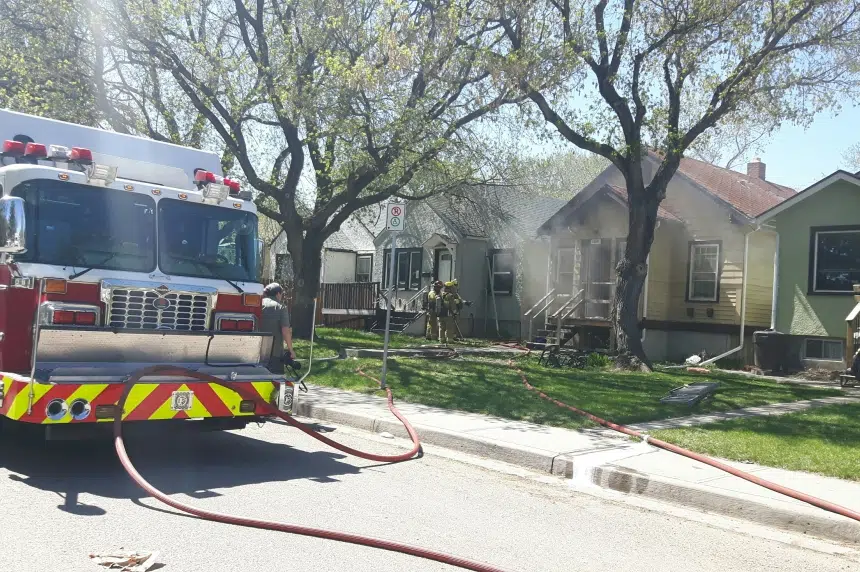 Fire breaks out in basement of North Central Regina home