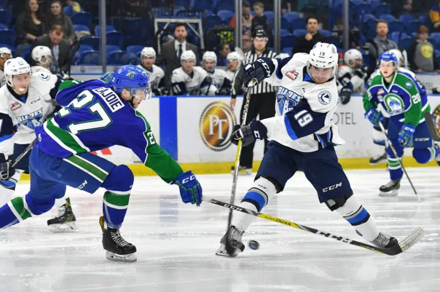 Blades open home and home with loss to Swift Current