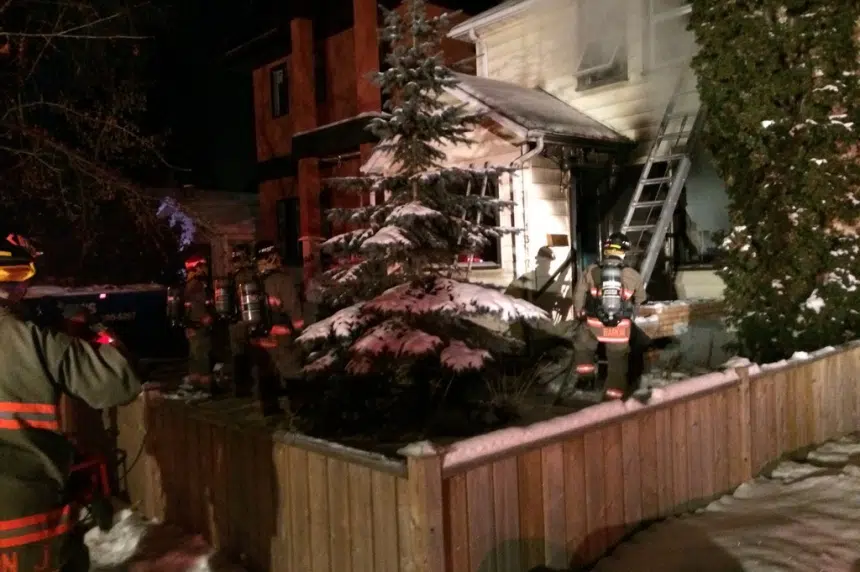 Early-morning blaze claims house in Saskatoon