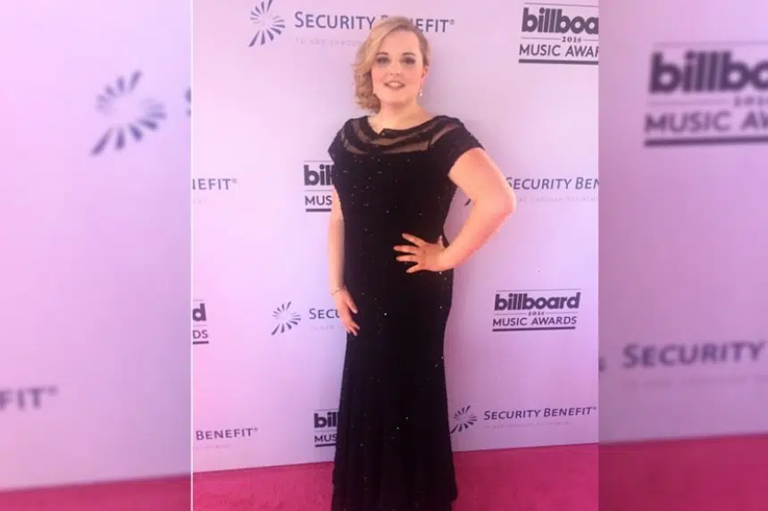Saskatchewan country singer on the red carpet at Billboard Music Awards