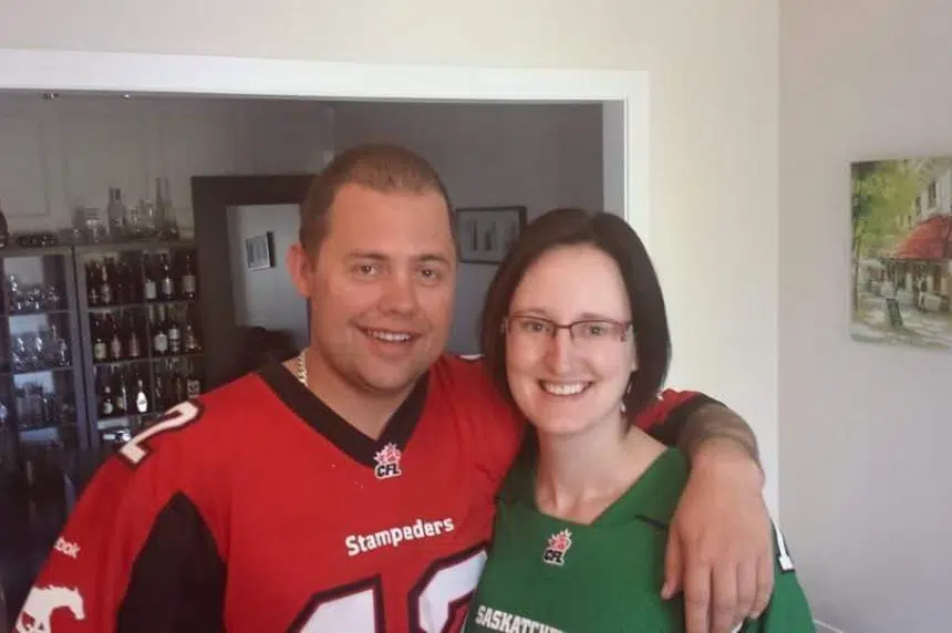 Regina woman honouring late fiancé by going to Rider game