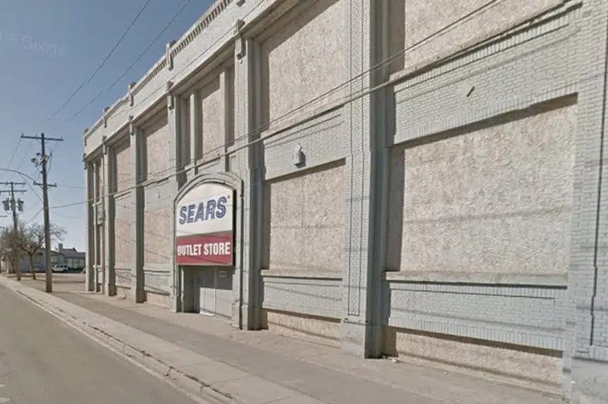 Regina's Sears Outlet store closing in 2017