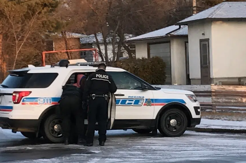 6 people in custody after forcible confinement, weapons call in Regina